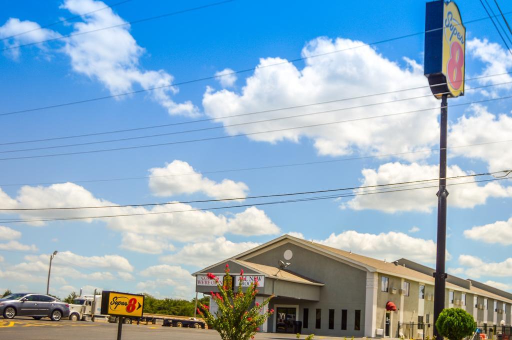 Super 8 By Wyndham Ardmore Exterior foto